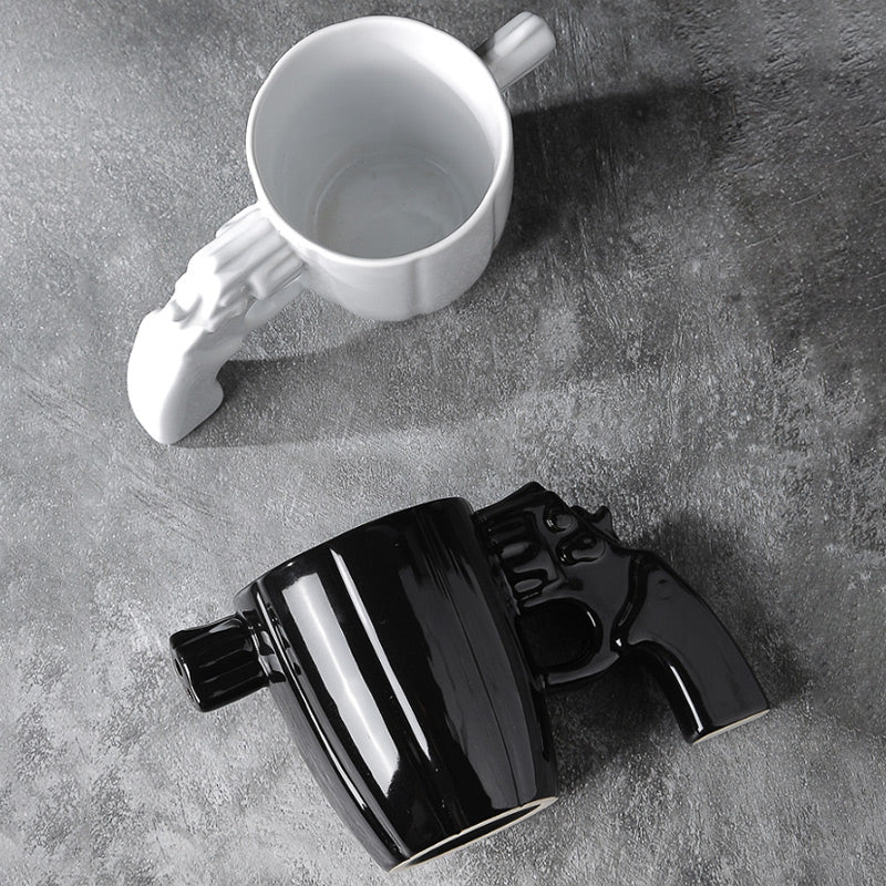 Cana cu design și mâner de pistol ultra original 