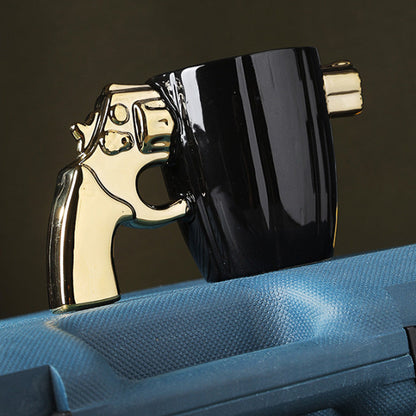Cana cu design și mâner de pistol ultra original 